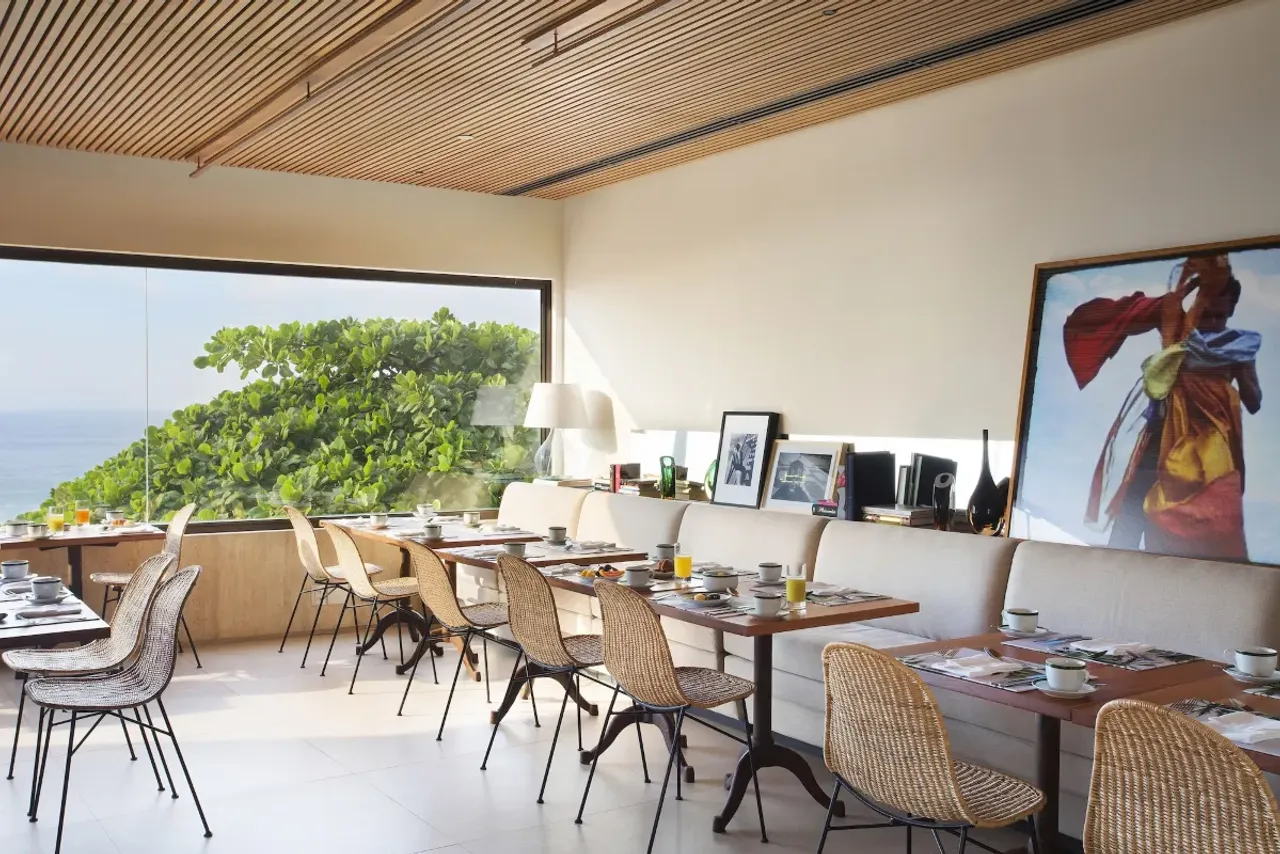 JANEIRO Hotel — rooms and atmosphere