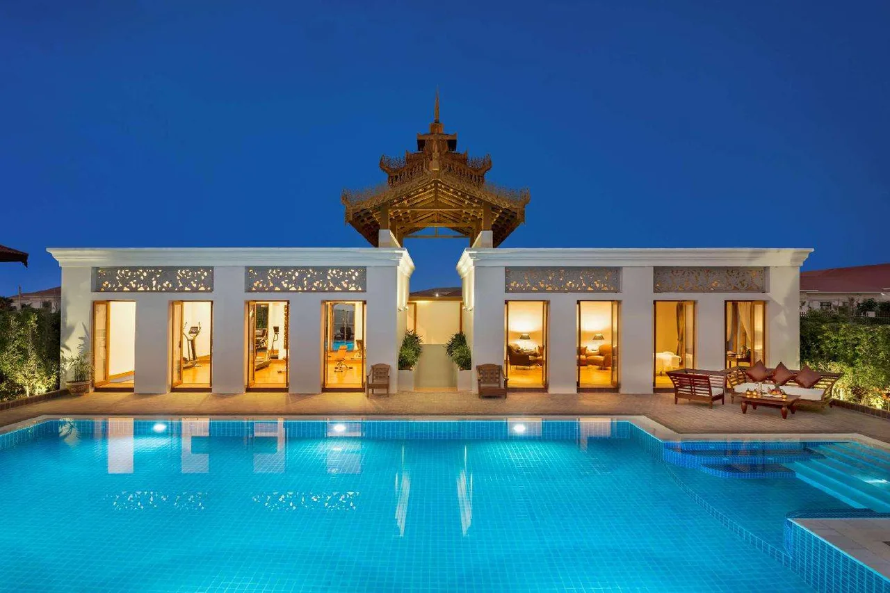 Jasmine Naypyitaw Hotel — ภาพห้องพักและบรรยากาศ