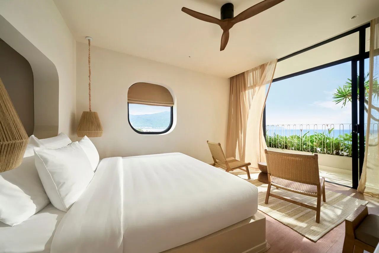 Jazz Hotel — rooms and atmosphere
