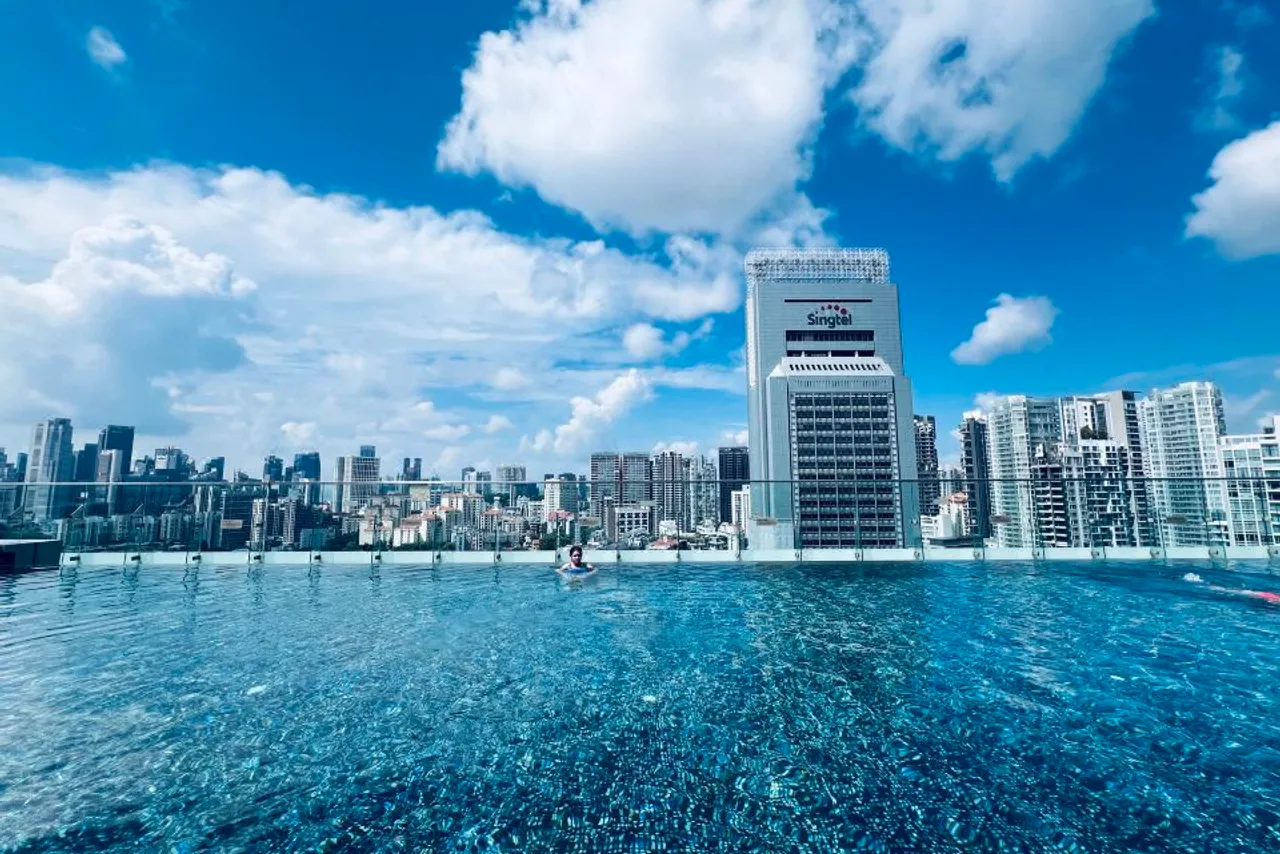 JEN Singapore Orchardgateway by Shangri-La — rooms and atmosphere