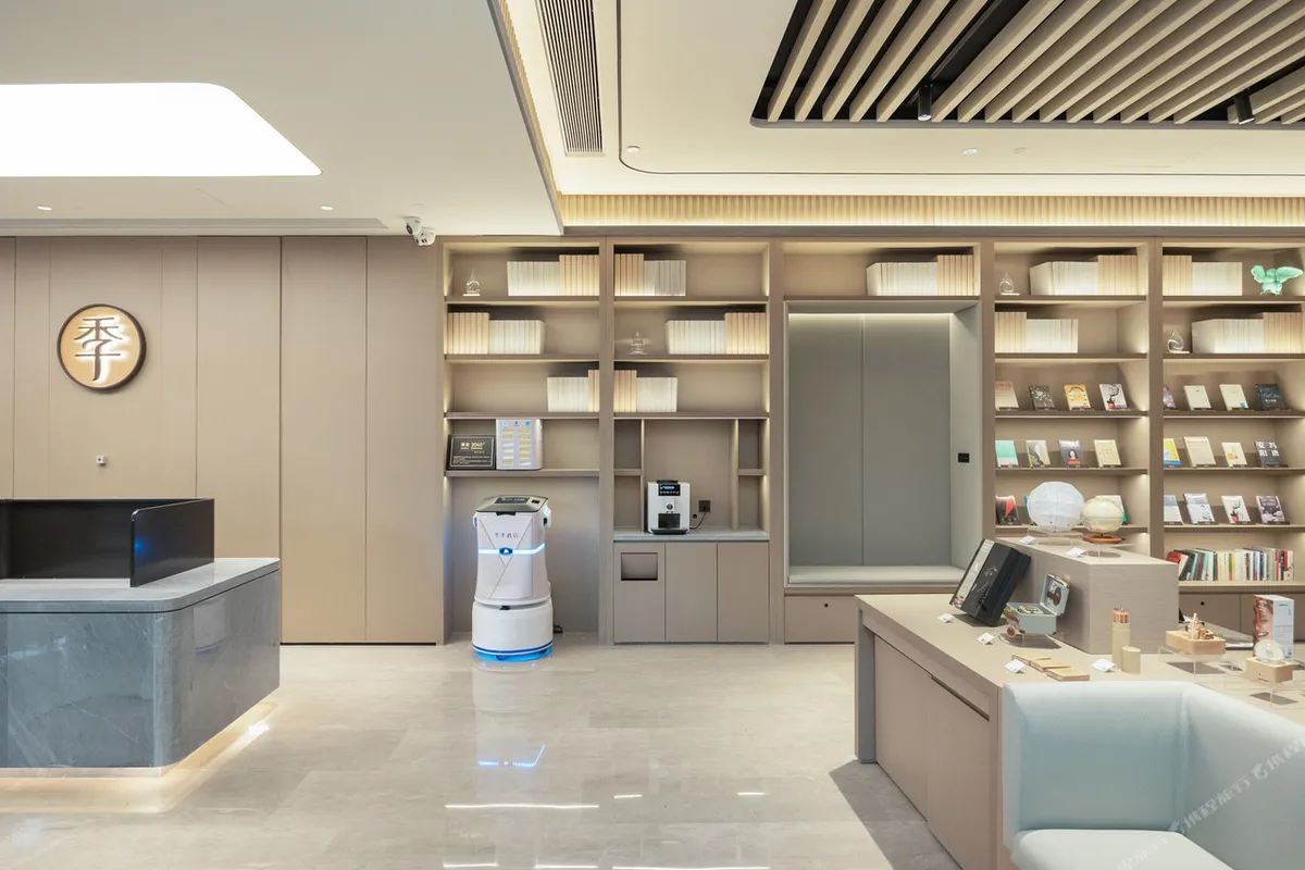 JI Hotel Ningbo Tianyi Square — rooms and atmosphere
