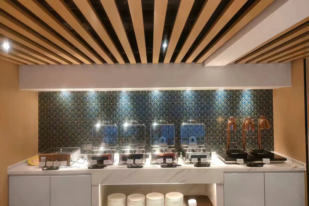 Jinjiang Inn Changsha Wuyi Square — rooms and atmosphere