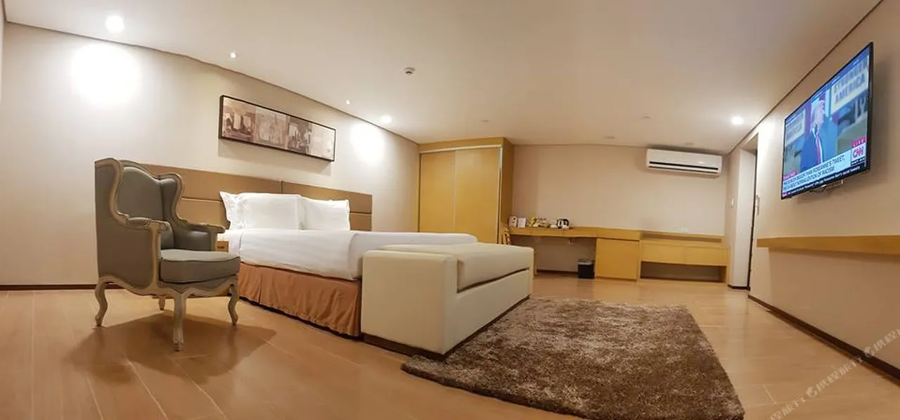 Jinjiang Inn Makati — rooms and atmosphere
