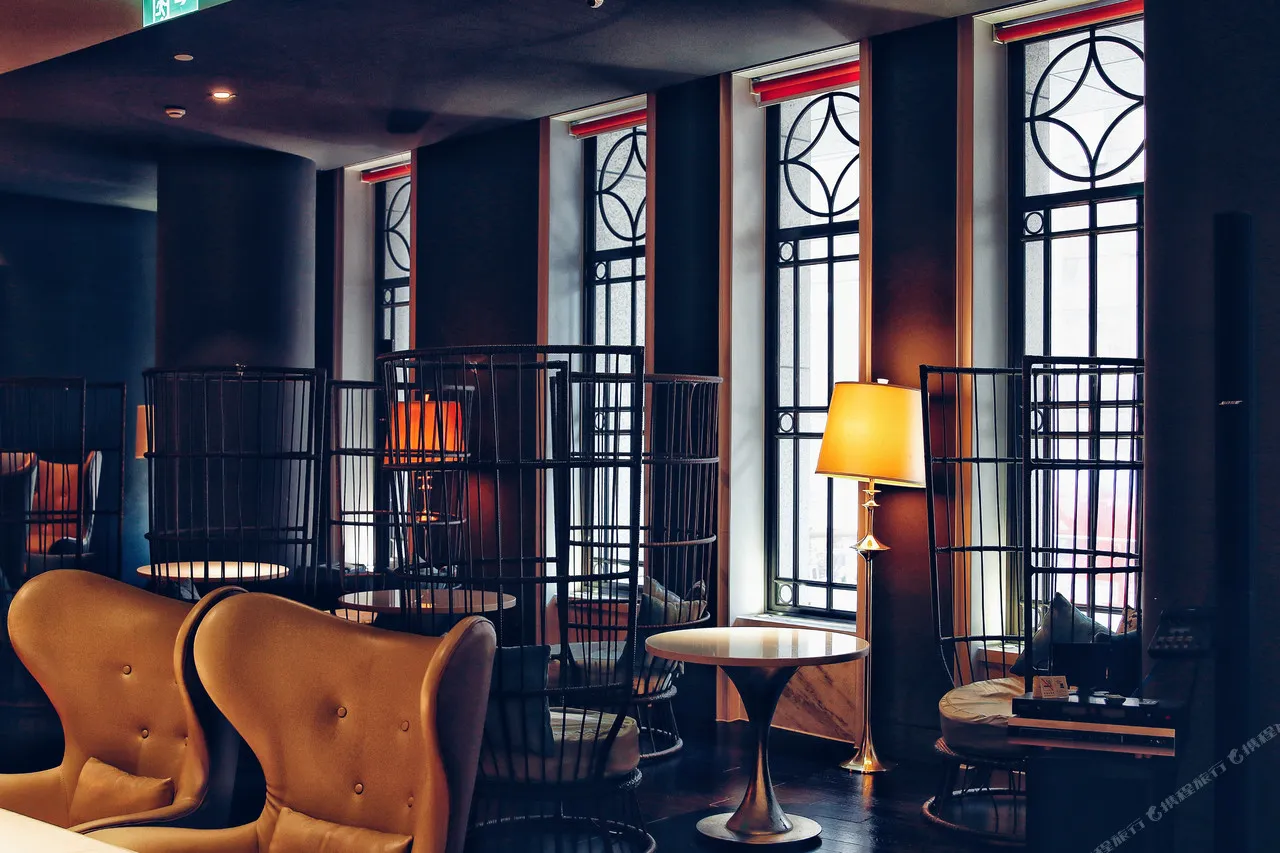 Jinjiang Metropolo Hotel Classic Nanjing East Road — rooms and atmosphere
