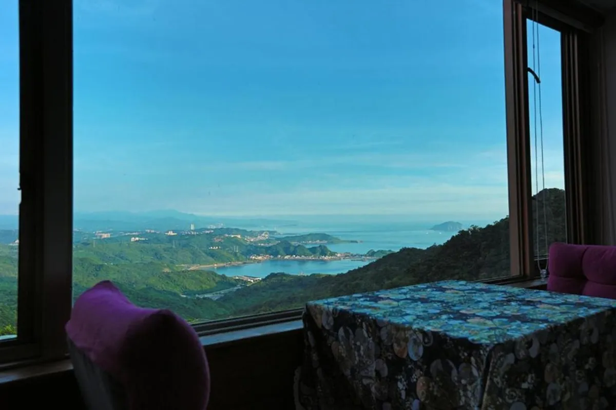 Jiufen Happyland B&B — ภาพห้องพักและบรรยากาศ