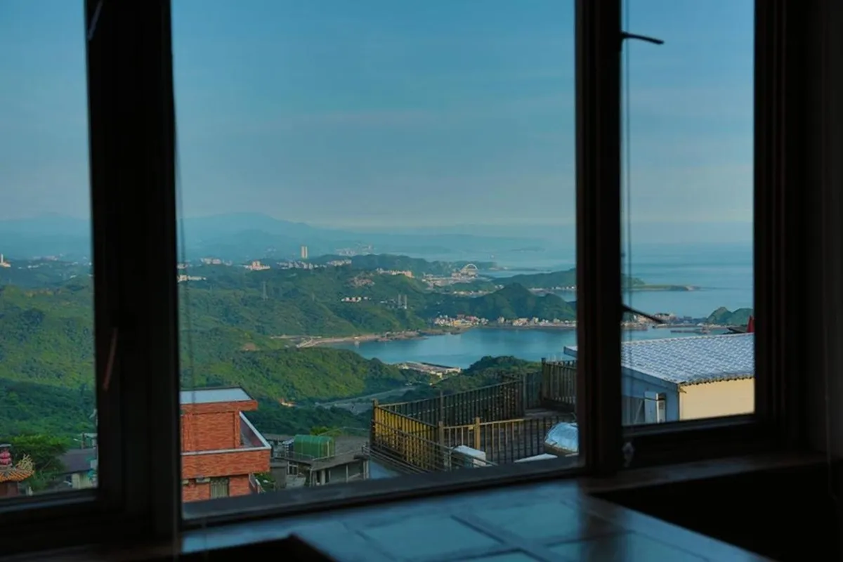Jiufen Happyland B&B — ภาพห้องพักและบรรยากาศ