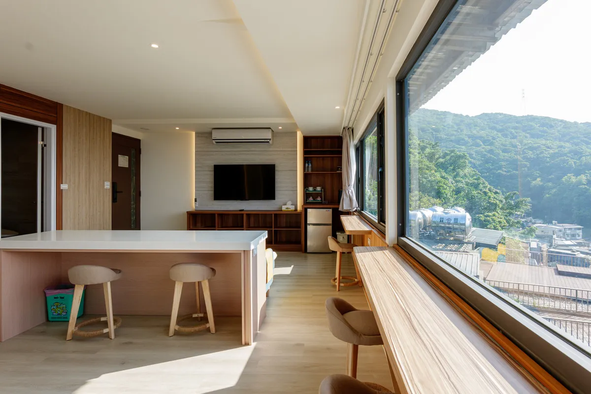 Jiufen Seaside Homestay — ภาพห้องพักและบรรยากาศ