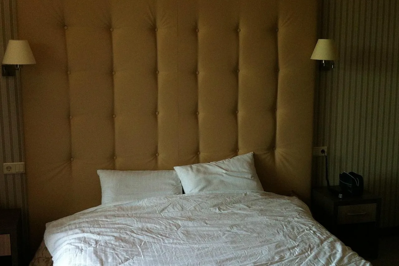 Jolly Alon Hotel & Business Center — โรงแรมในคีชีเนา