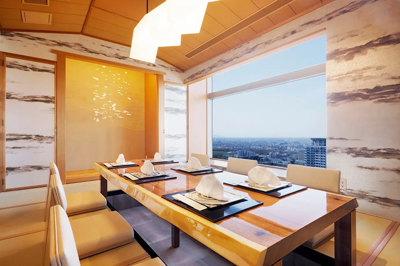 JR Tower Hotel Nikko Sapporo — rooms and atmosphere