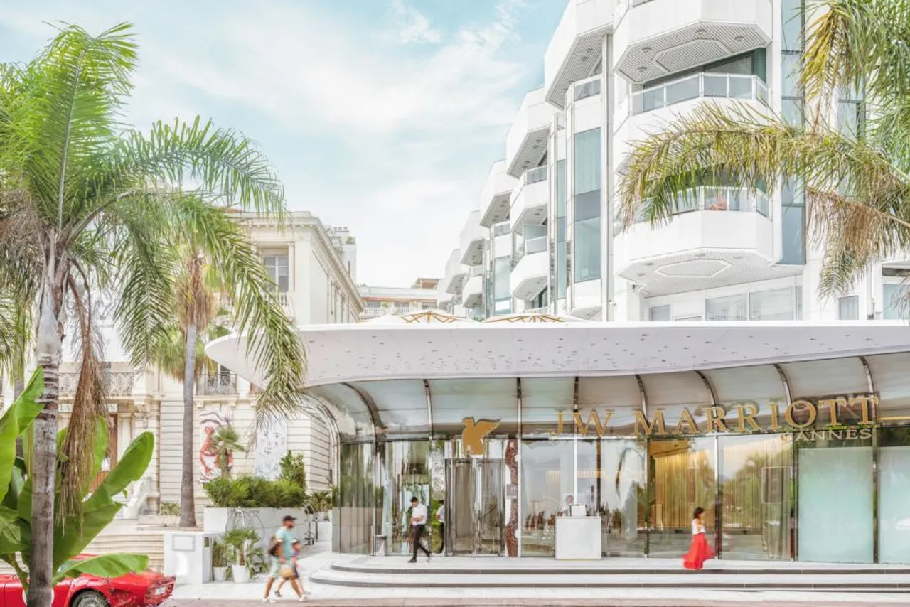 JW Marriott Cannes — ภาพห้องพักและบรรยากาศ
