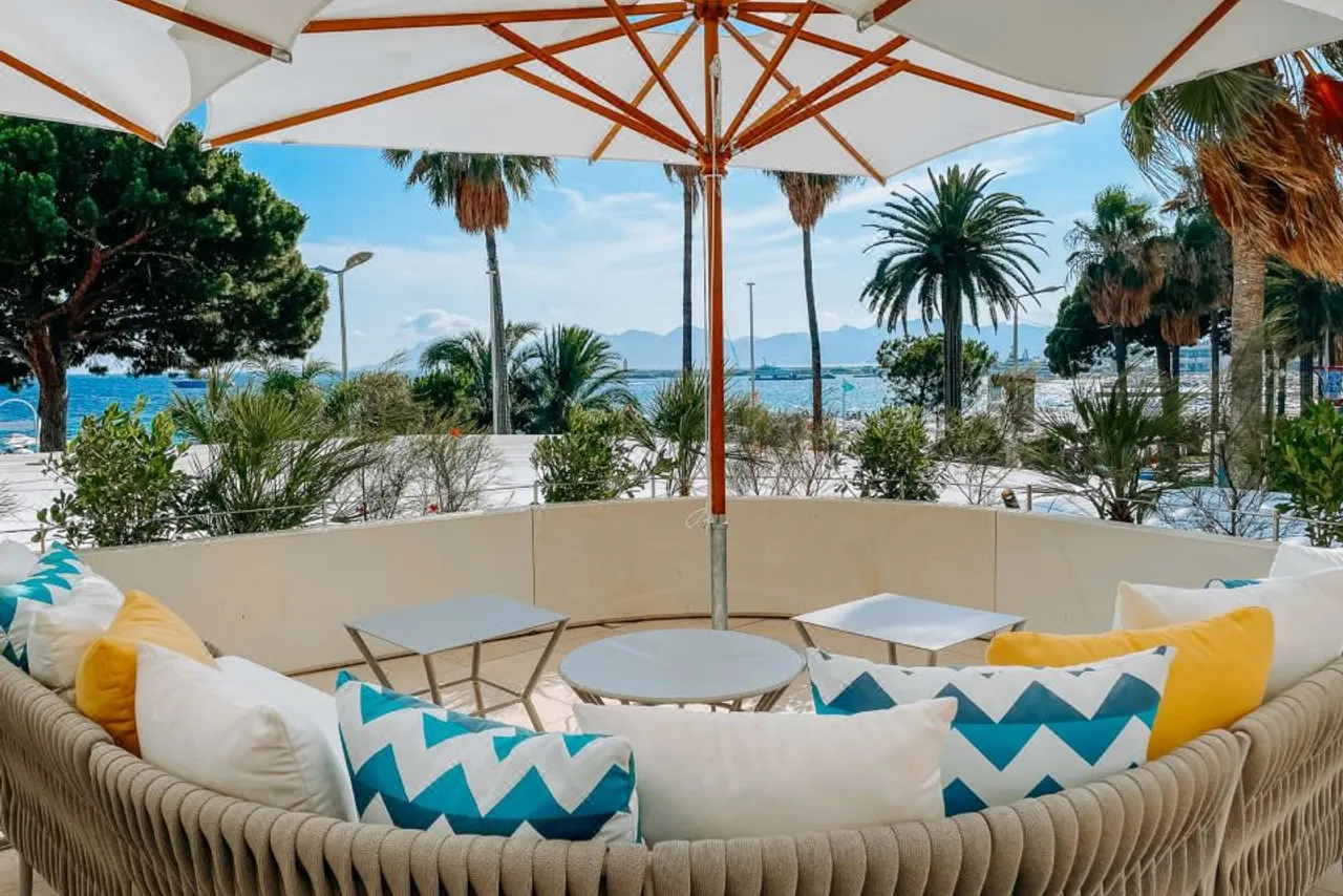 JW Marriott Cannes — ภาพห้องพักและบรรยากาศ