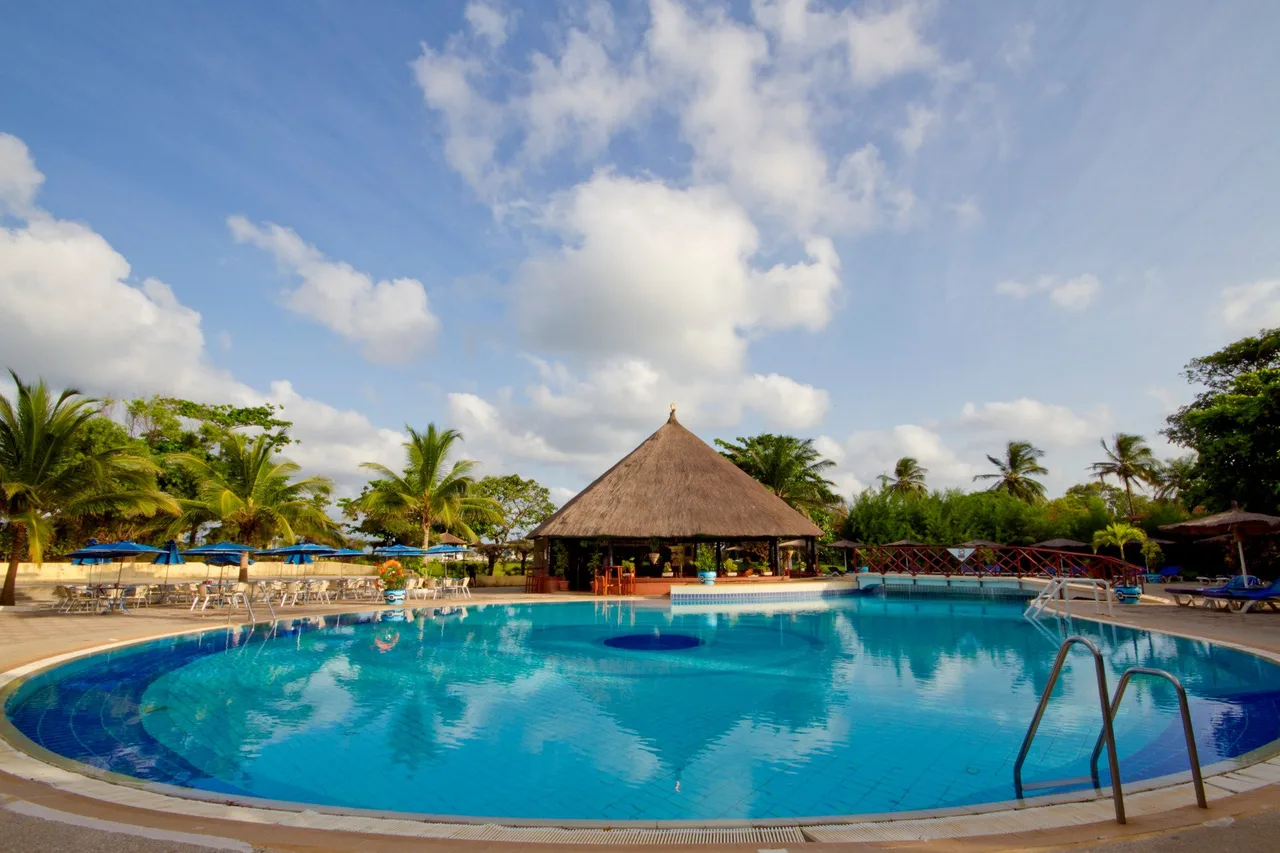 The Kairaba Beach Hotel — โรงแรมในบันจูล