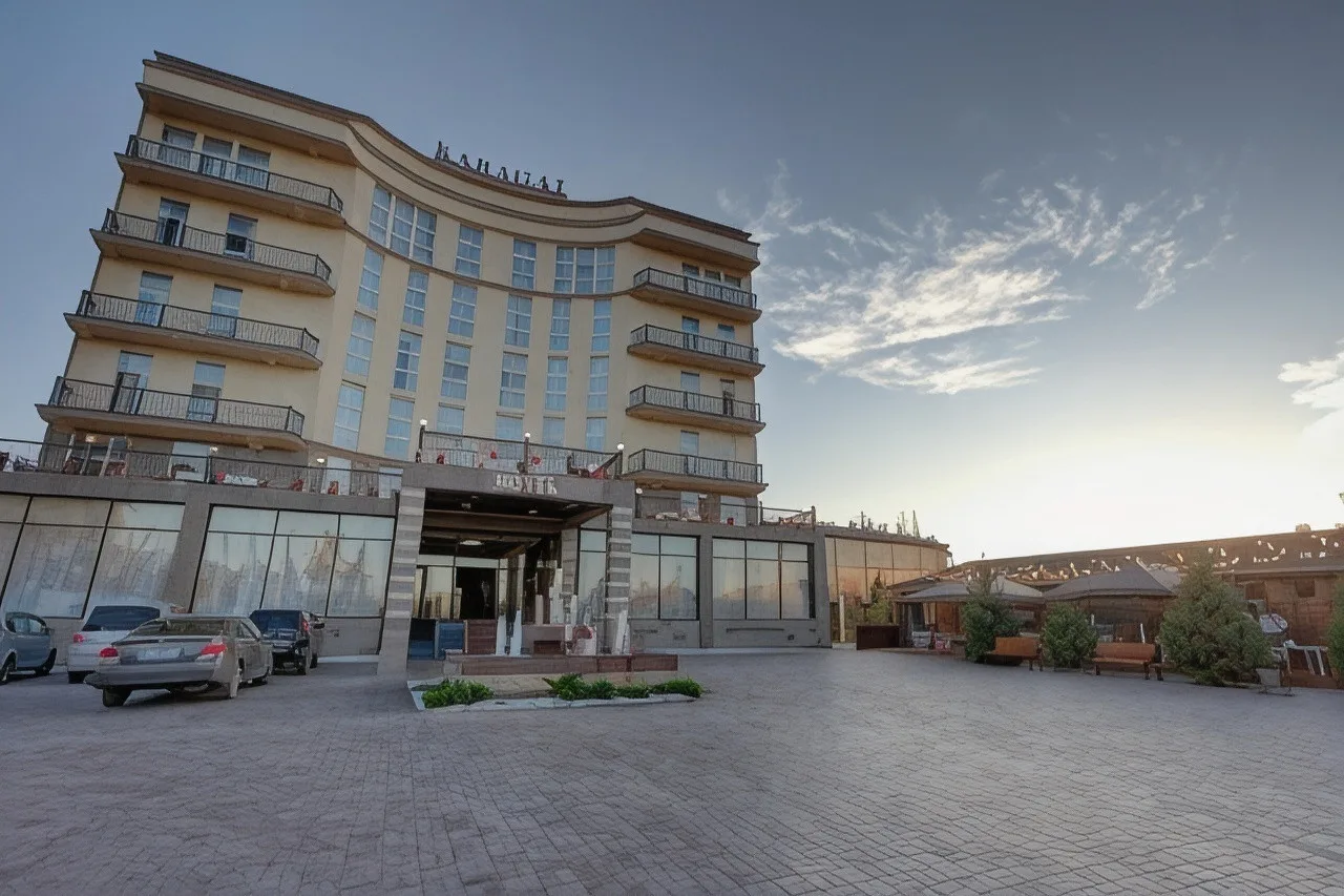 Karagat Hotel — คารากอล