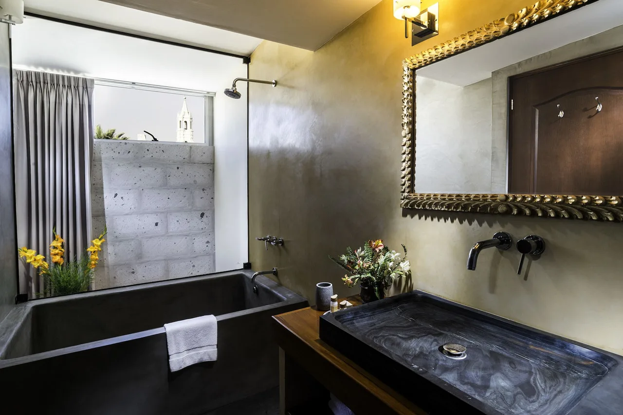 Katari Hotel at Plaza de Armas — ภาพห้องพักและบรรยากาศ