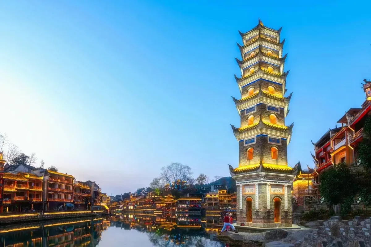 Kechao Light Luxury Hotel — rooms and atmosphere