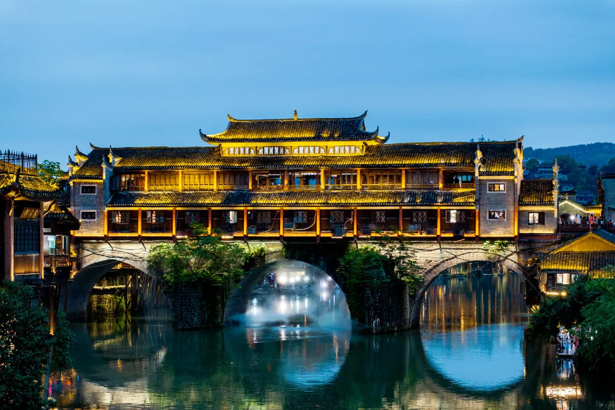 Kechao Light Luxury Hotel — rooms and atmosphere