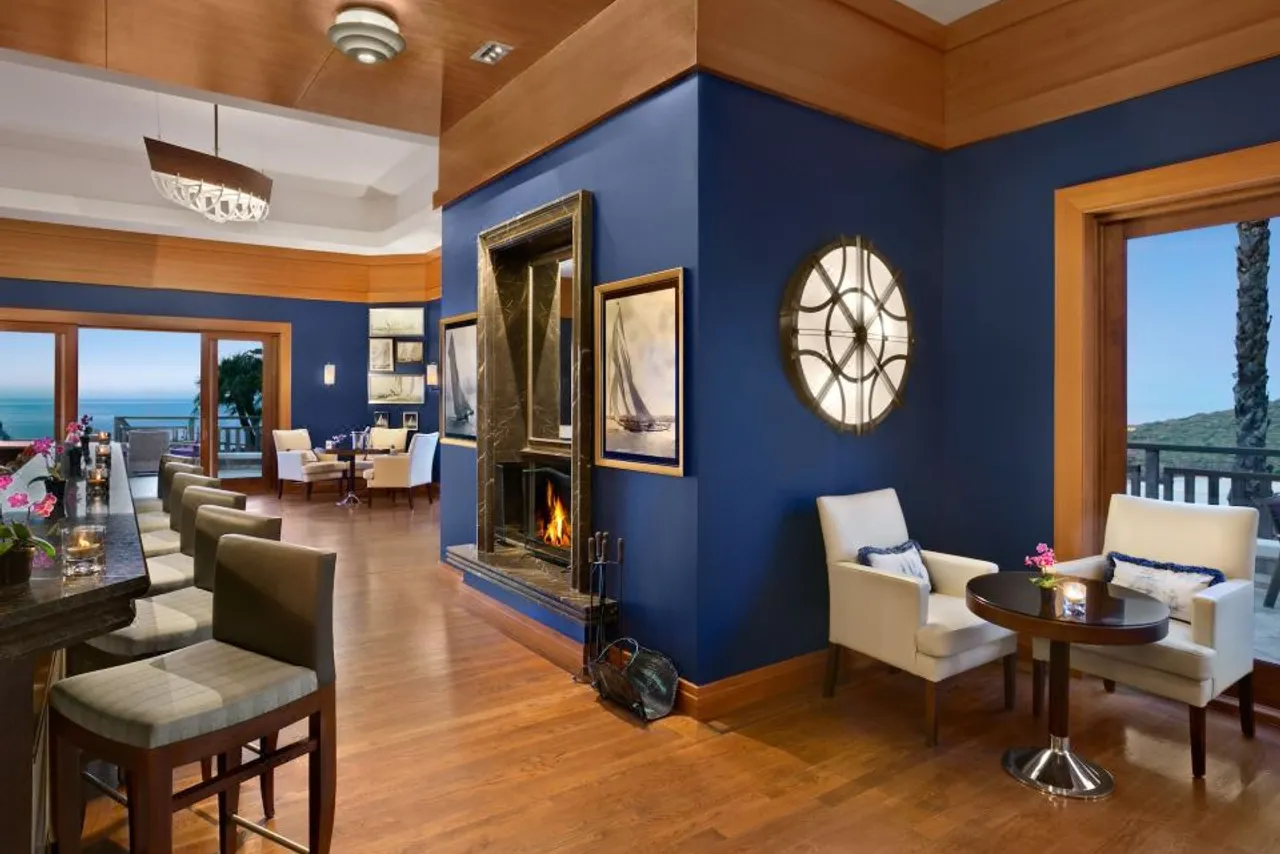 Kempinski Hotel Barbaros Bay Bodrum — rooms and atmosphere
