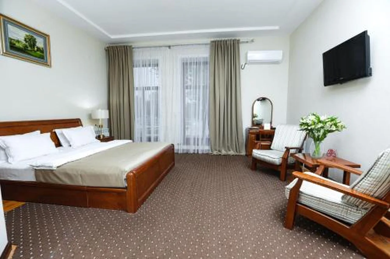 Khujand Grand Hotel — คูจันด์