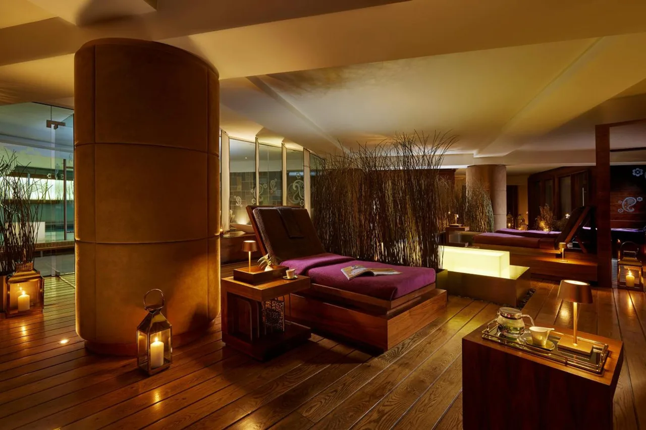 Killarney Plaza Hotel & Spa — ภาพห้องพักและบรรยากาศ
