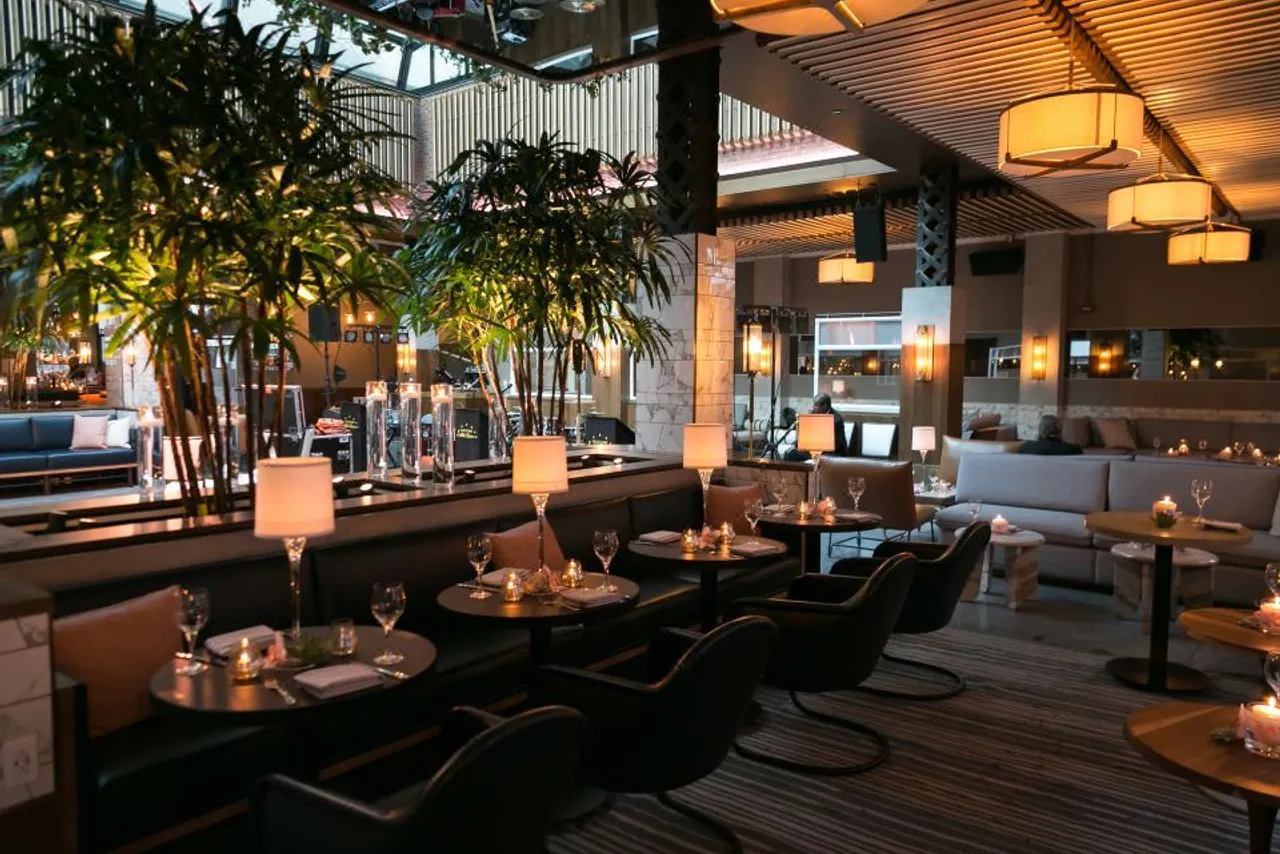 Kimpton Gray Hotel — rooms and atmosphere