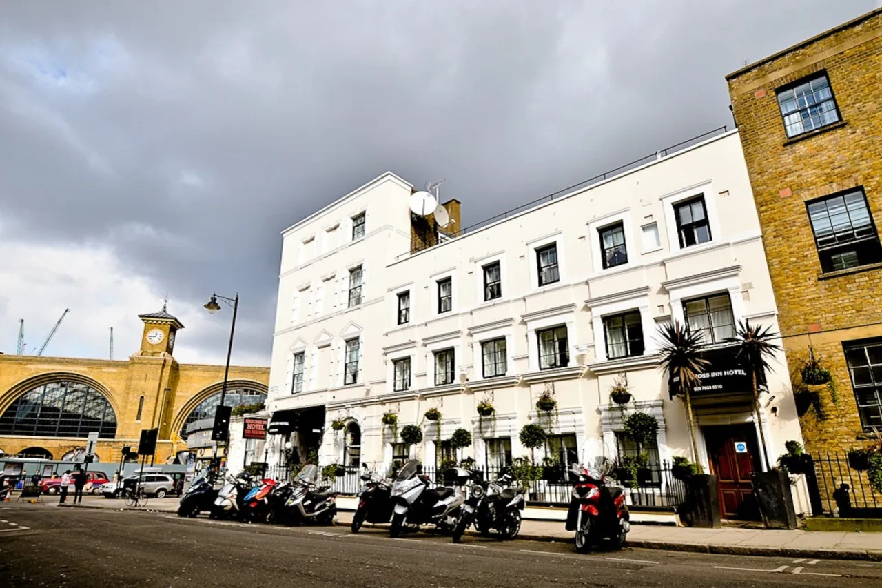 Kings Cross Inn Hotel — rooms and atmosphere