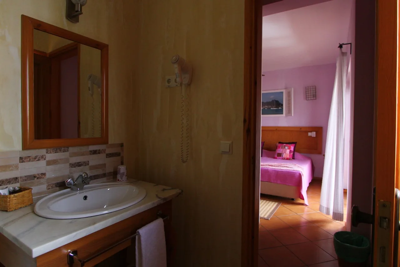 Kira's Boutique Hotel — ภาพห้องพักและบรรยากาศ