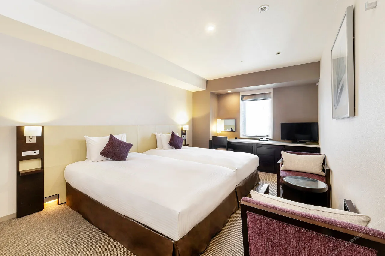 KOKO Hotel Kobe Sannomiya (อดีต Hotel Trusty) — rooms and atmosphere