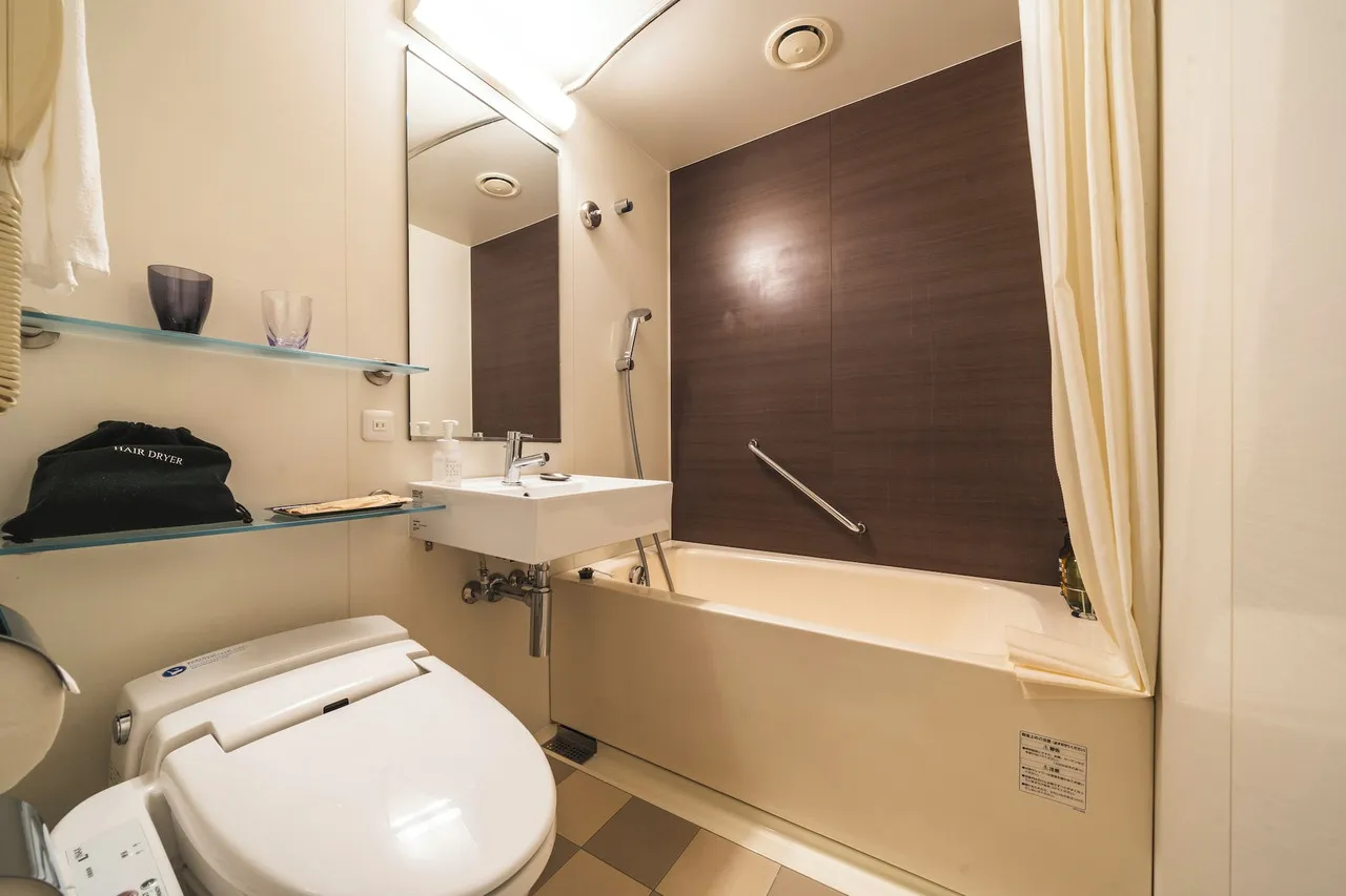 KOKO HOTEL Premier Kanazawa Korinbo — rooms and atmosphere