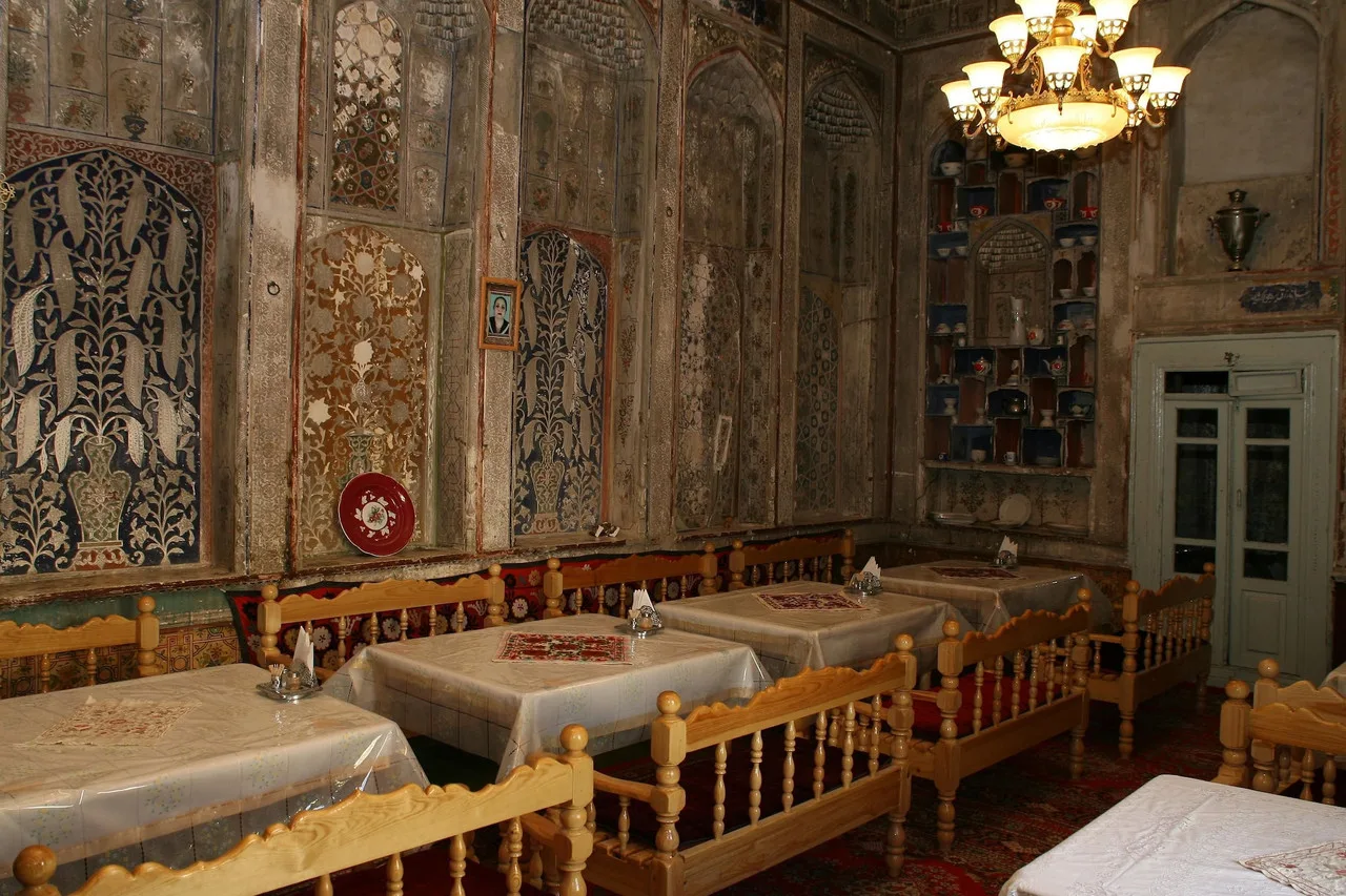 Komil Bukhara Boutique Hotel — ภาพห้องพักและบรรยากาศ