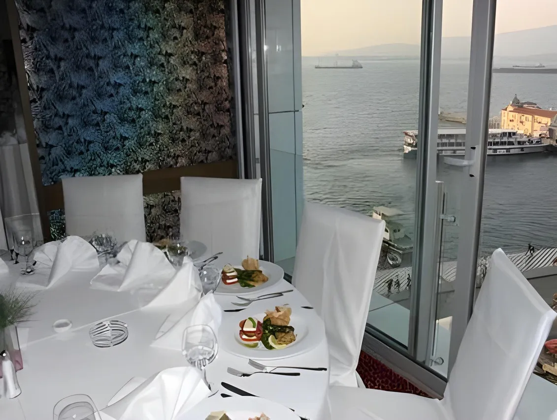 Kordon Hotel Pasaport — rooms and atmosphere