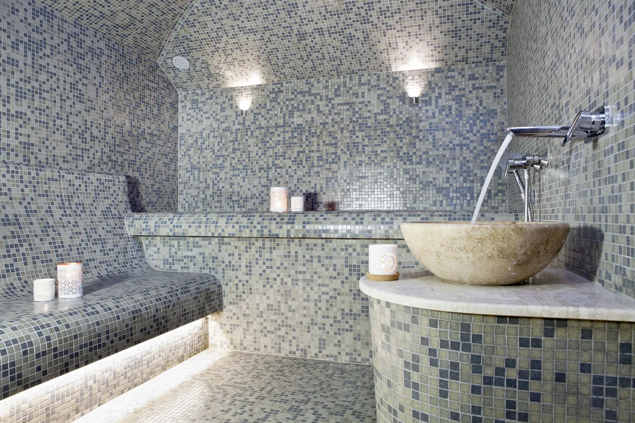 Kurshi Hotel & SPA — ภาพห้องพักและบรรยากาศ
