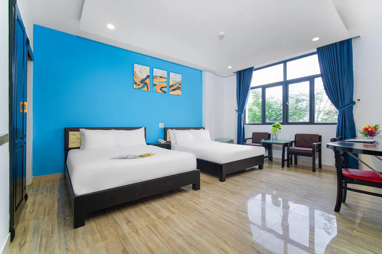 La Maison Da Nang Beach — rooms and atmosphere
