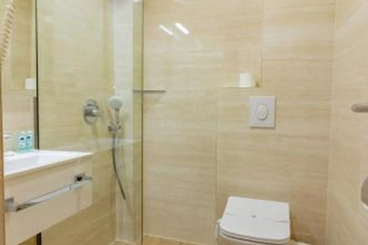 Lago Hotel & Spa — ภาพห้องพักและบรรยากาศ