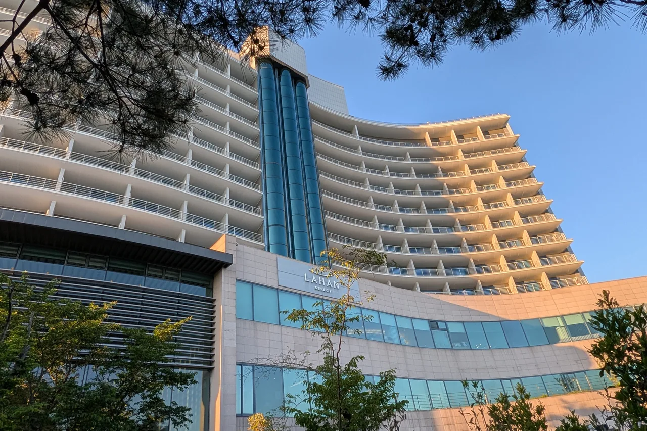 Lahan Select Gyeongju — rooms and atmosphere