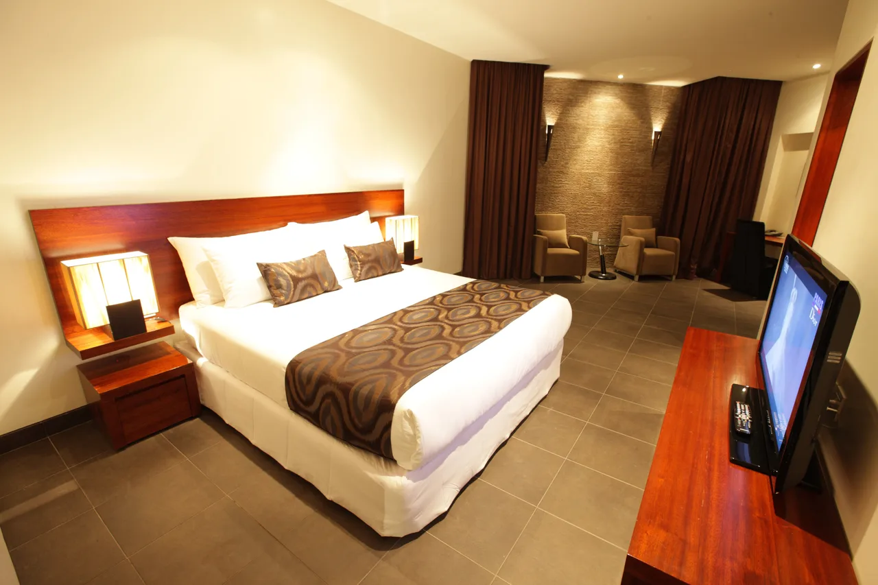 Lamana Hotel — ภาพห้องพักและบรรยากาศ