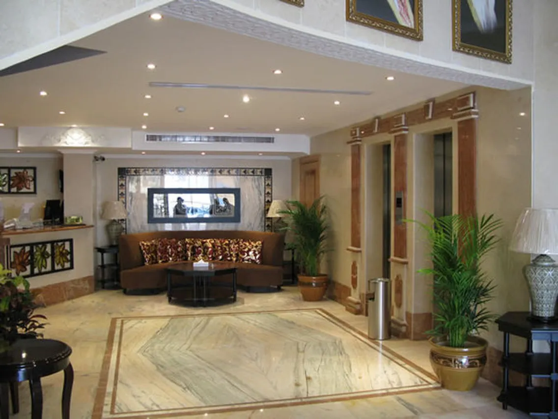 Landmark Suites — Prince Sultan — rooms and atmosphere