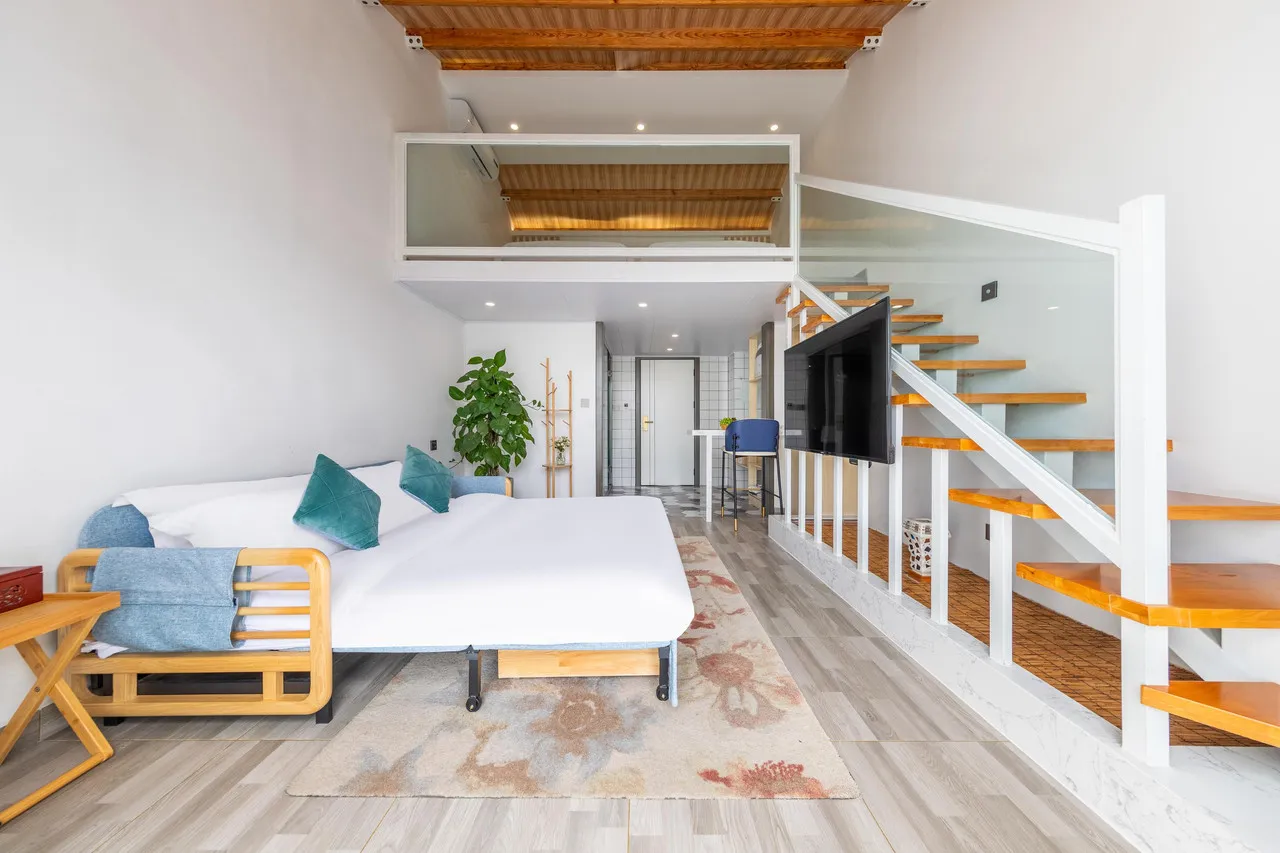 Landscape Hotel Dali — rooms and atmosphere