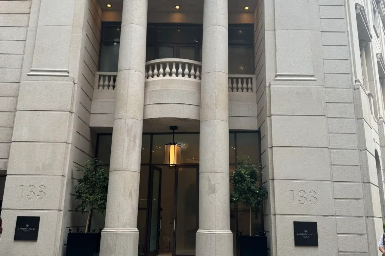 Lanson Place Causeway Bay, Hong Kong — โรงแรมในคอสเวย์เบย์