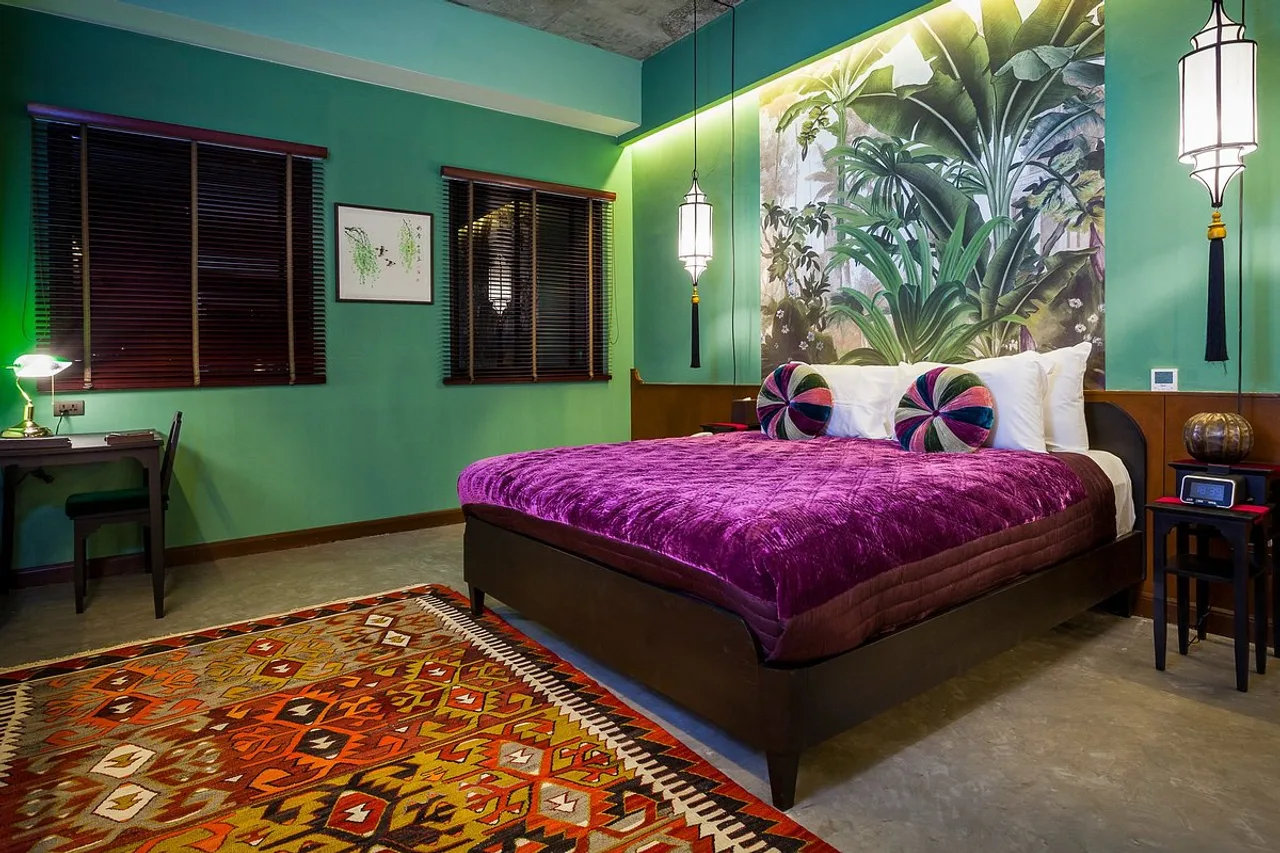 Lao Poet Hotel — rooms and atmosphere