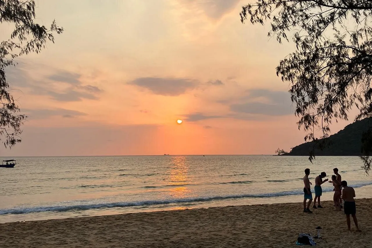 Lazy Beach — ภาพห้องพักและบรรยากาศ