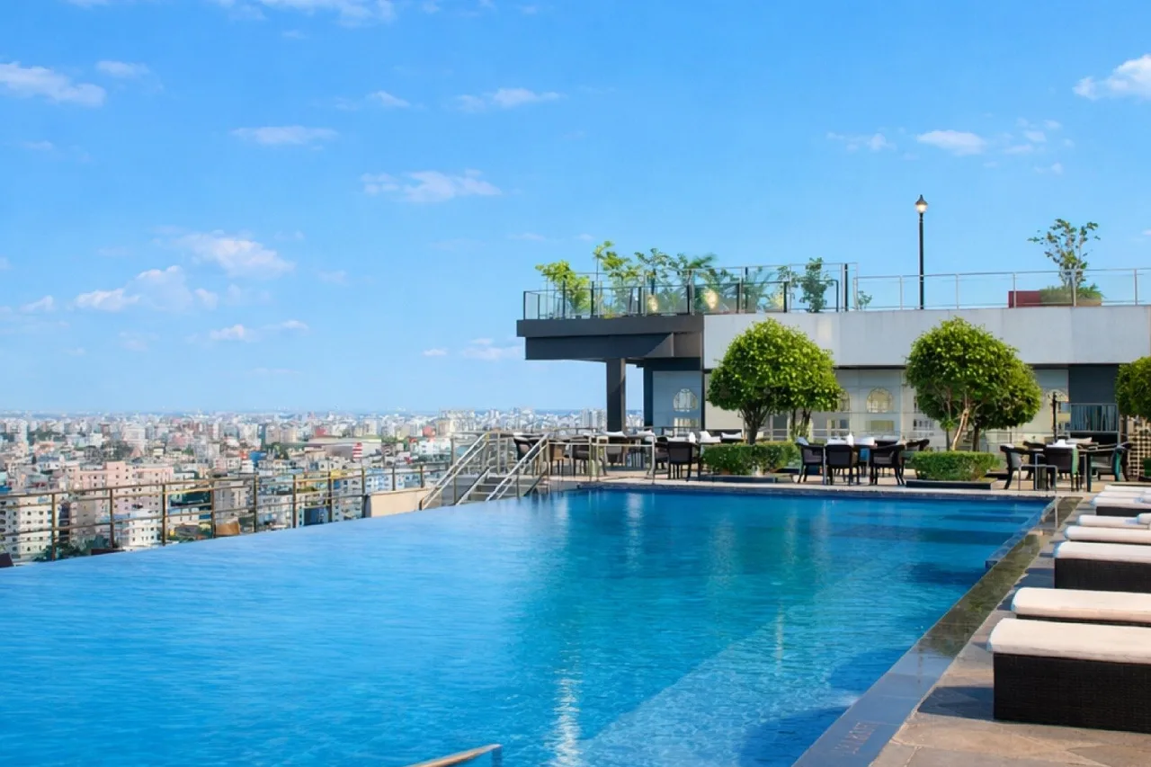 Le Méridien Dhaka — rooms and atmosphere