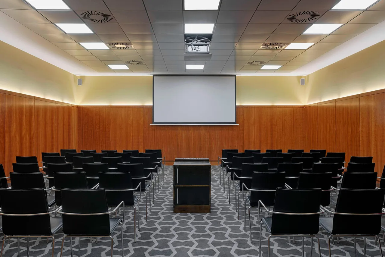 Le Meridien Oran Hotel & Convention Centre — ภาพห้องพักและบรรยากาศ