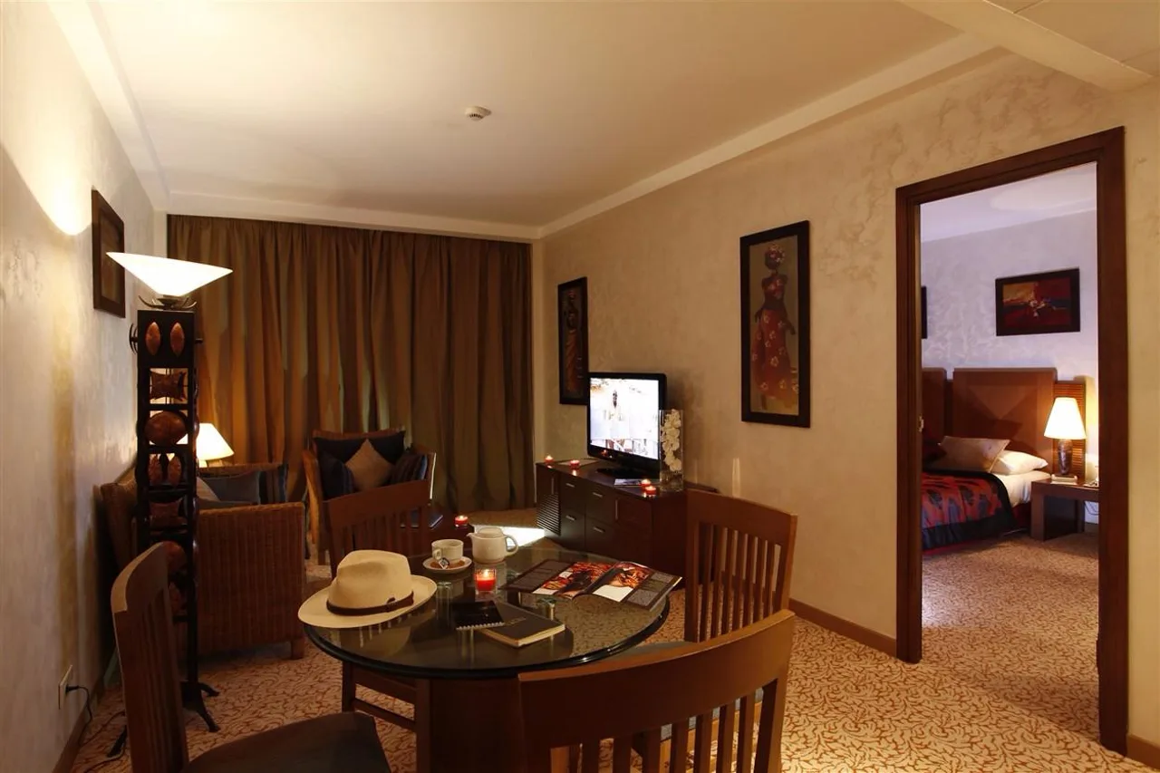 Ledger Plaza Bissau Hotel — ภาพห้องพักและบรรยากาศ
