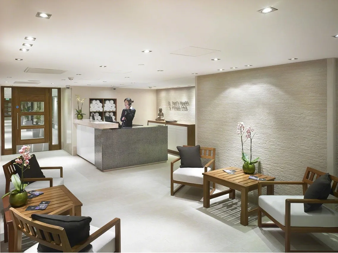 Leonardo Royal London St Paul's — rooms and atmosphere