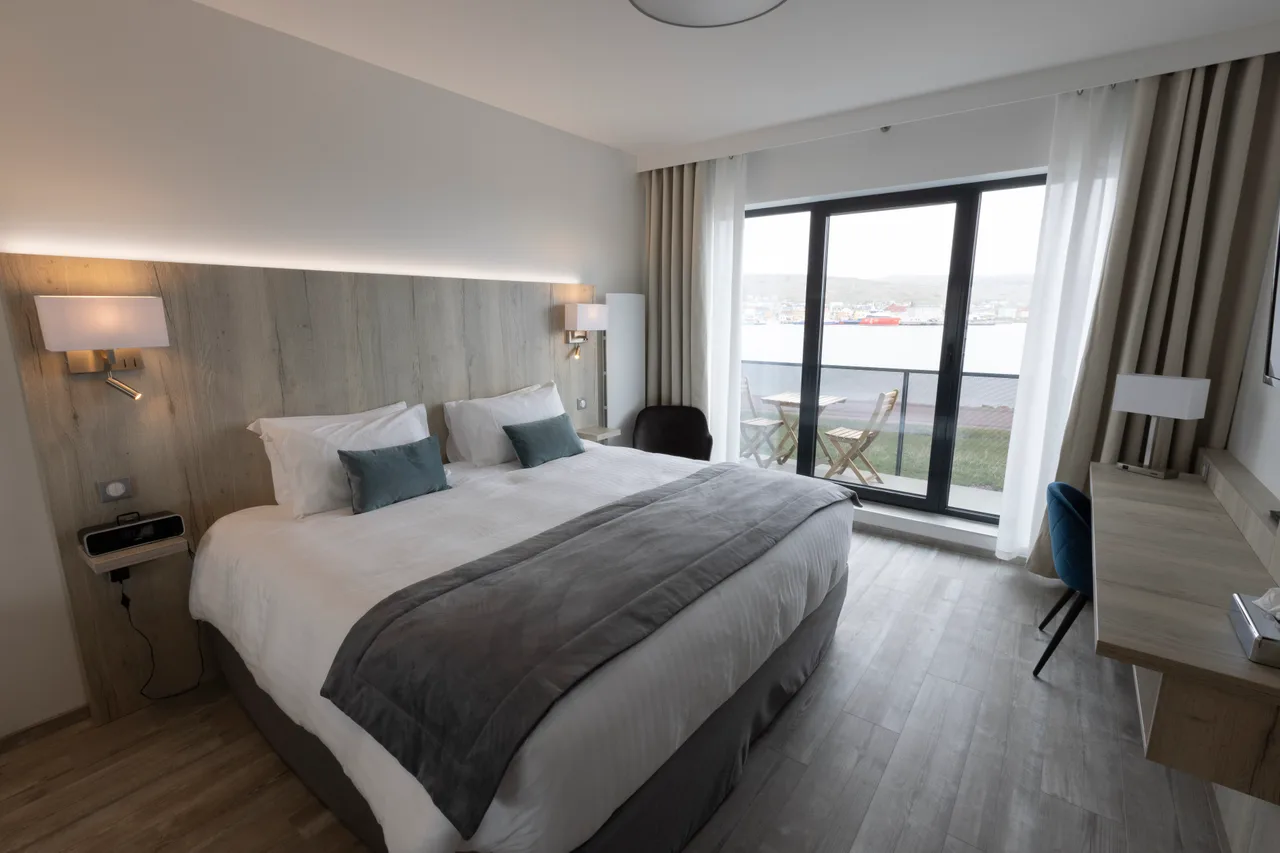 Les Terrasses du Port SPM — ภาพห้องพักและบรรยากาศ