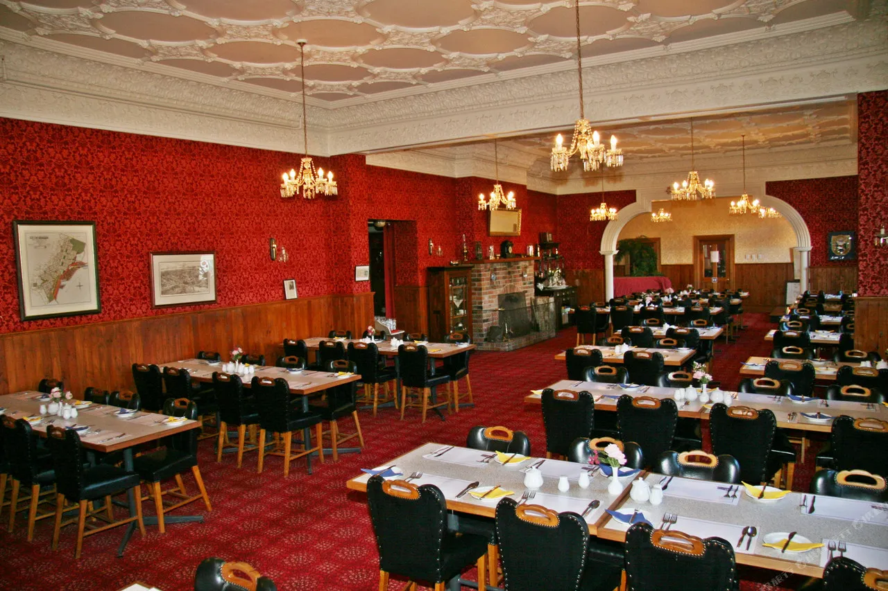 Leviathan Heritage Hotel — rooms and atmosphere
