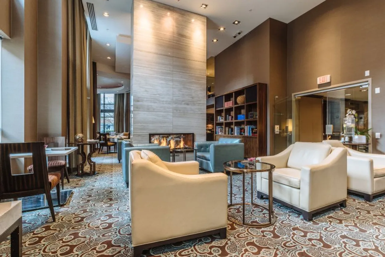 L'Hermitage Hotel — ภาพห้องพักและบรรยากาศ