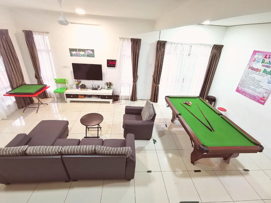 Little Rabbit Apartments — rooms and atmosphere