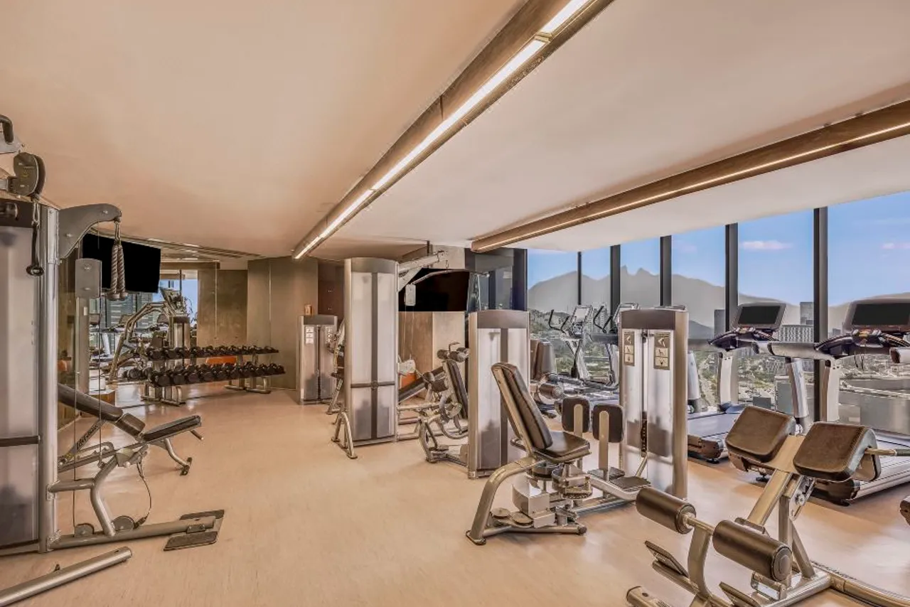 Live Aqua Urban Resort Monterrey — ภาพห้องพักและบรรยากาศ