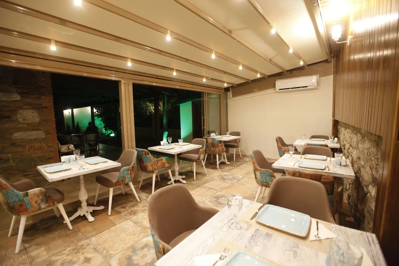 Livia Hotel Ephesus — rooms and atmosphere